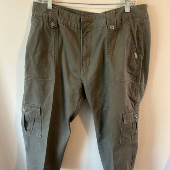 Ethyl Vintage Denim Green distressed Khaki Cargo capris, size 14 - Picture 1 of 5